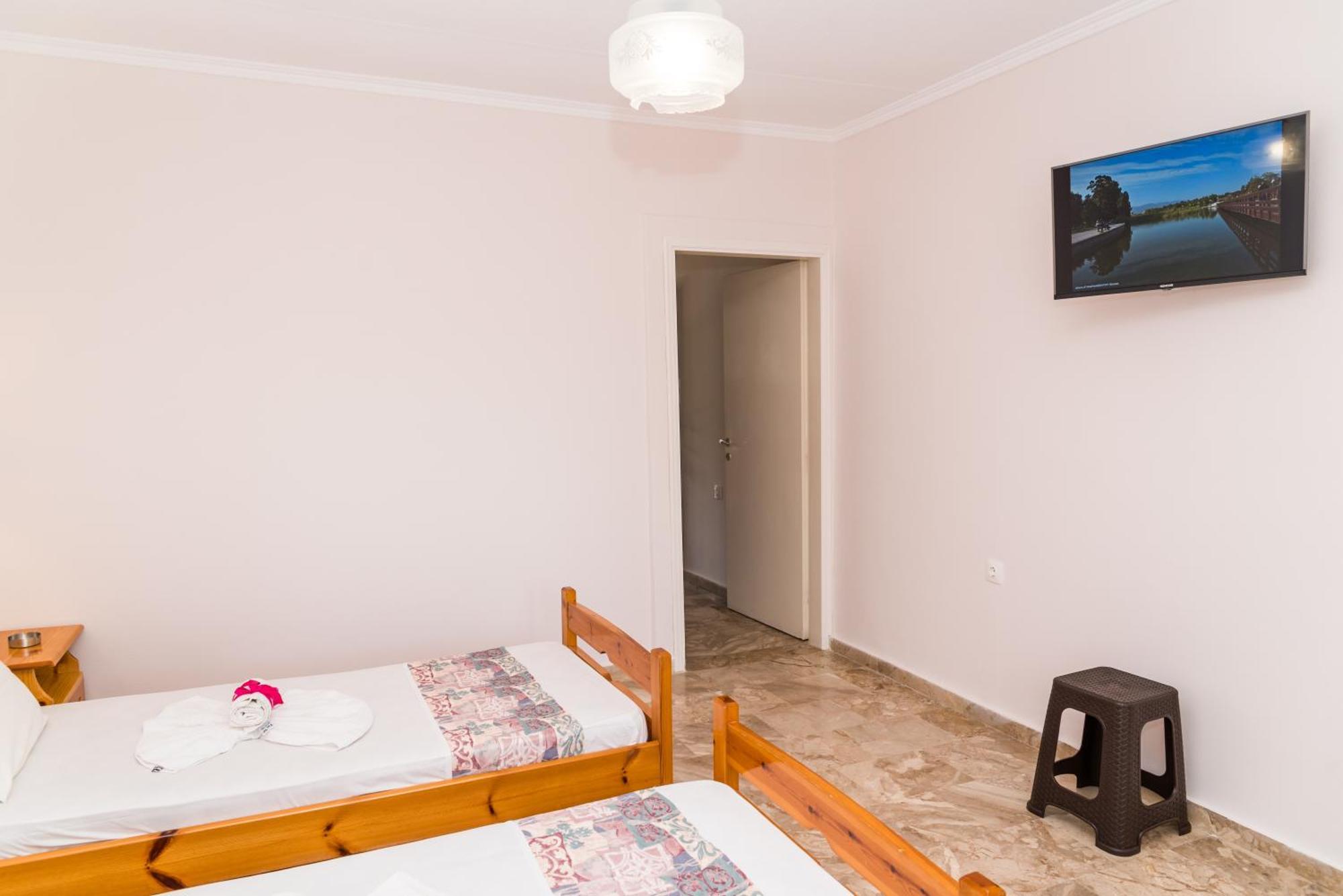 Roussa'S Apartments Laganas Ngoại thất bức ảnh