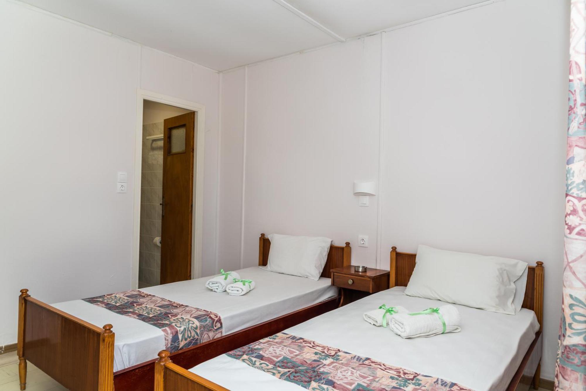 Roussa'S Apartments Laganas Ngoại thất bức ảnh