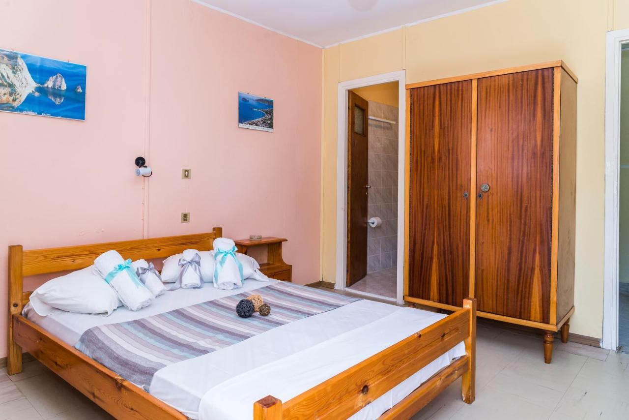 Roussa'S Apartments Laganas Ngoại thất bức ảnh