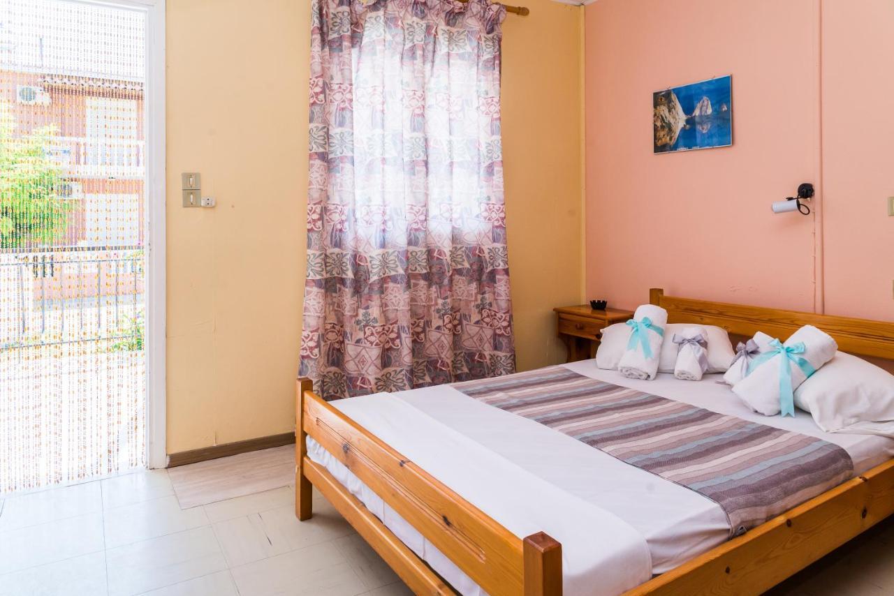 Roussa'S Apartments Laganas Ngoại thất bức ảnh